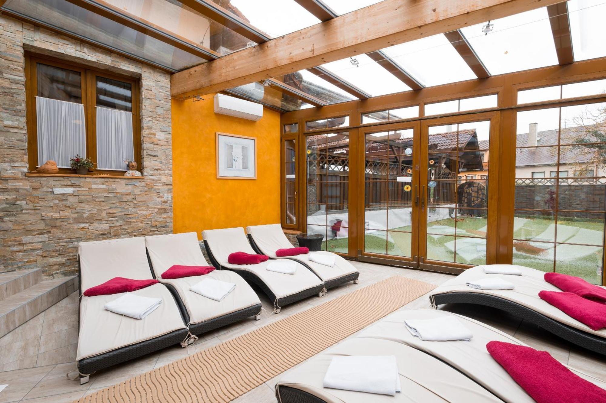Hotel Maxant Frymburk Exterior foto